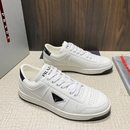 P - SNEAKERS