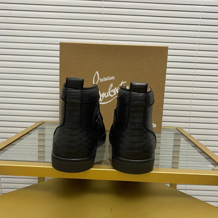 C - SNEAKERS