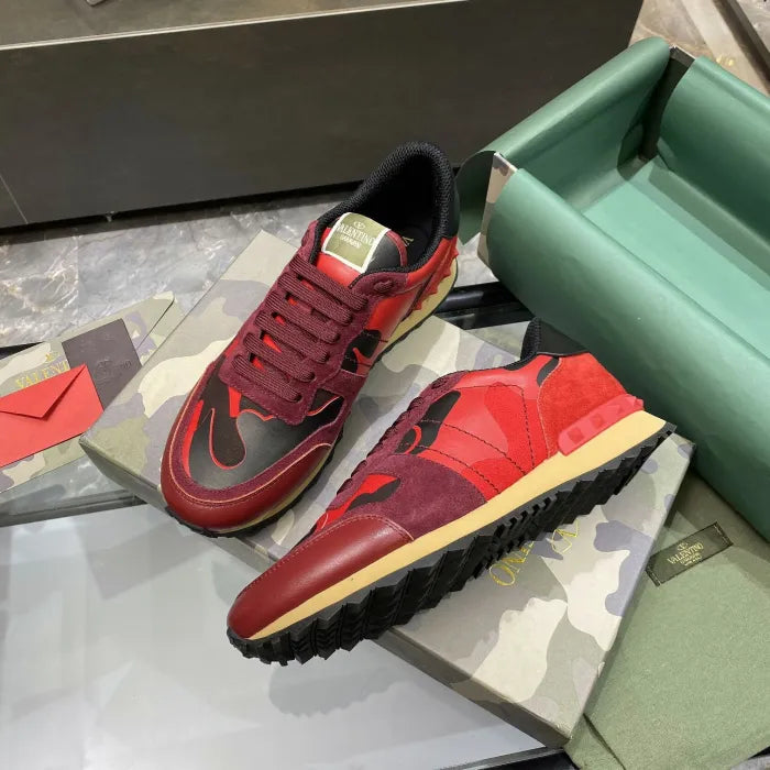 V - SNEAKERS