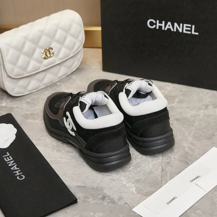 C - SNEAKERS