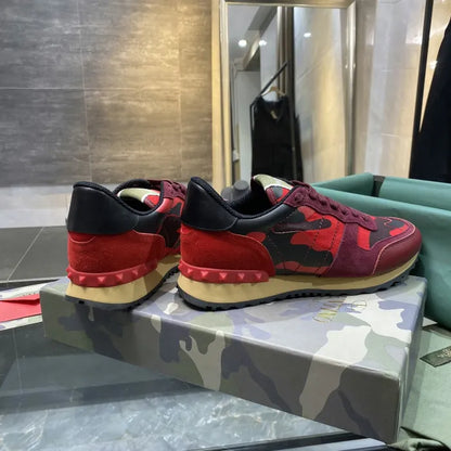 V - SNEAKERS
