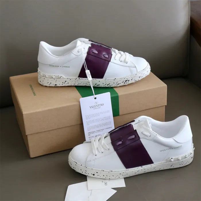 V - SNEAKERS