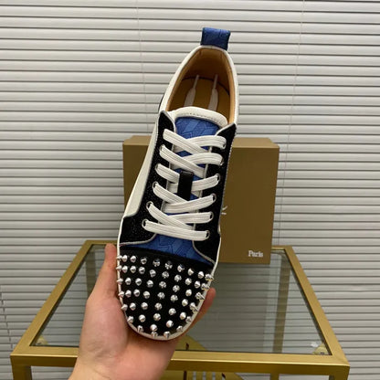 C - SNEAKERS