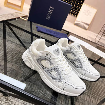 B - SNEAKERS
