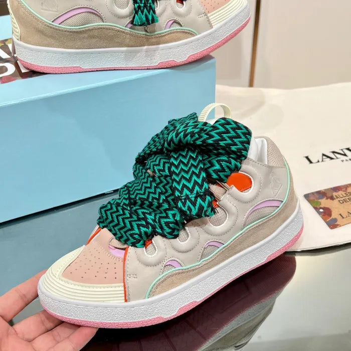 L - SNEAKERS