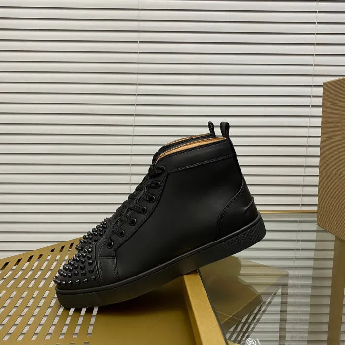A - SNEAKERS