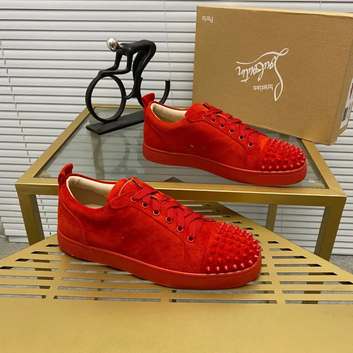 C - SNEAKERS