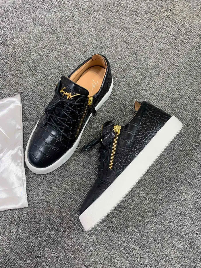 G - SNEAKERS