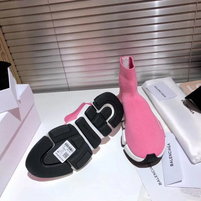 B - SNEAKERS