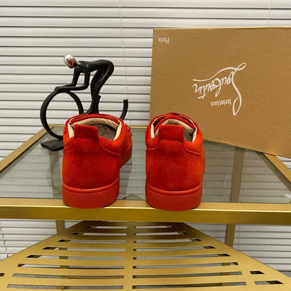 C - SNEAKERS