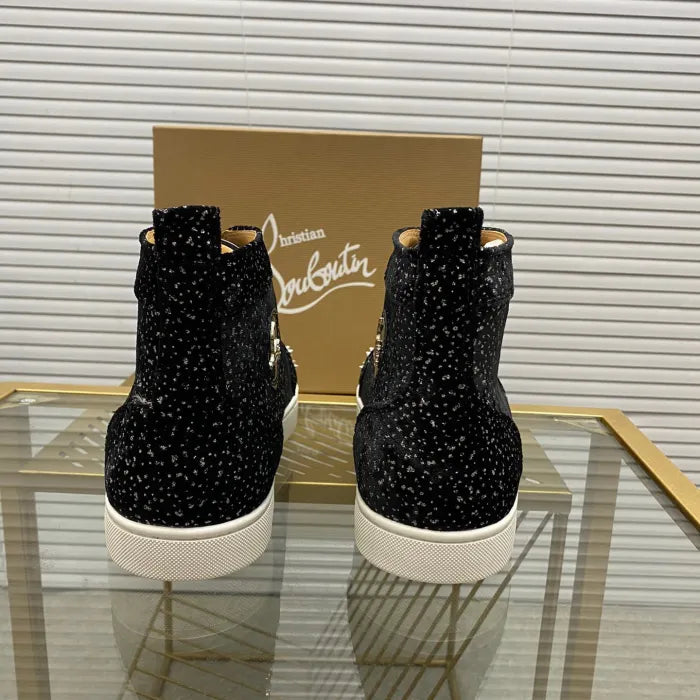A - SNEAKERS