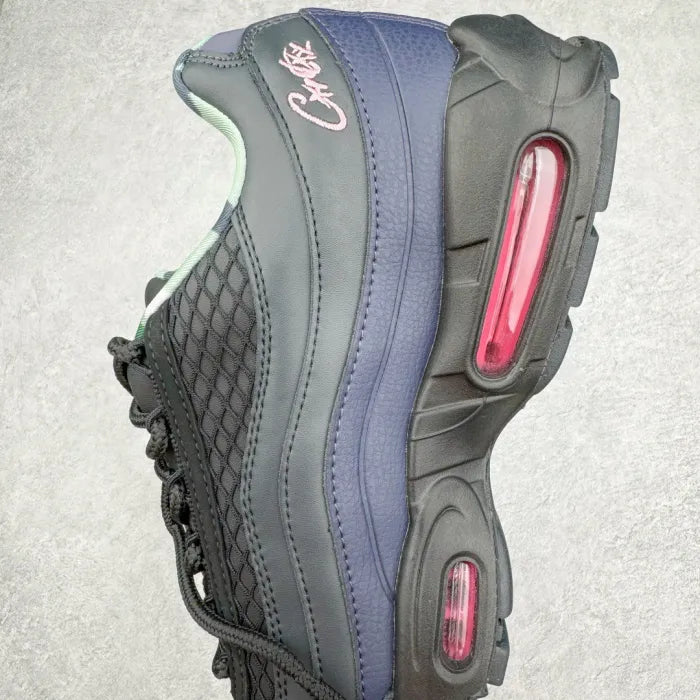 C - SNEAKERS