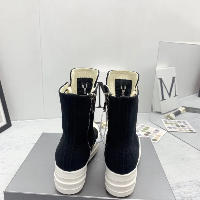 R  - SNEAKERS