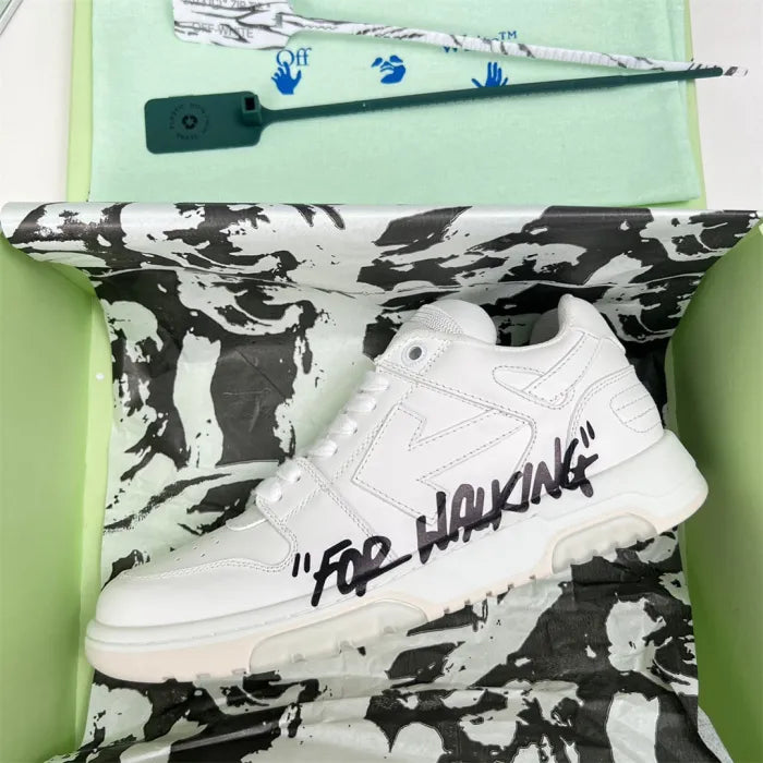 O - SNEAKERS