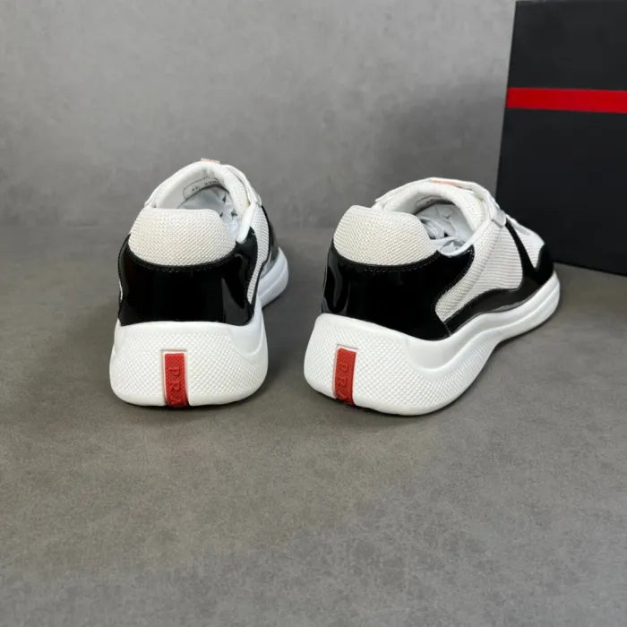 P - SNEAKERS