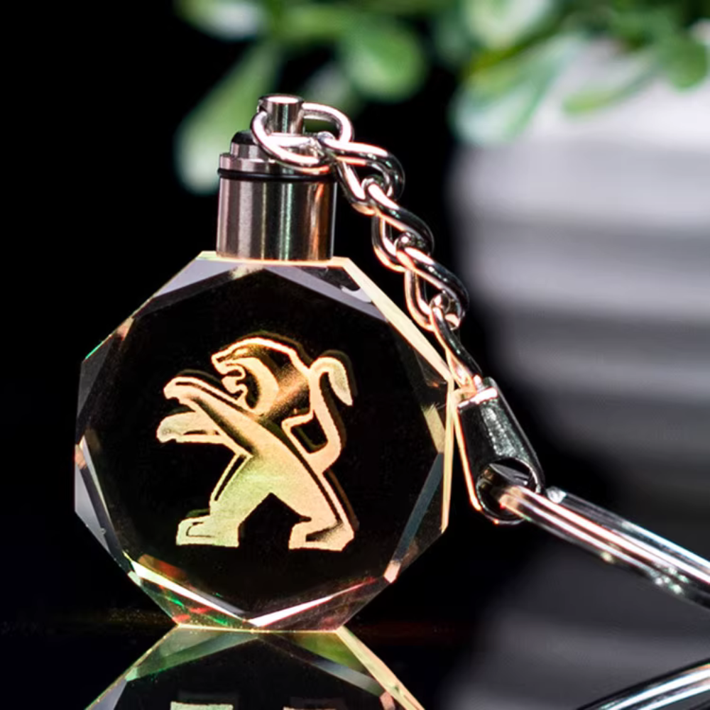 Keychain with 3D Automotive Logo in Crystal