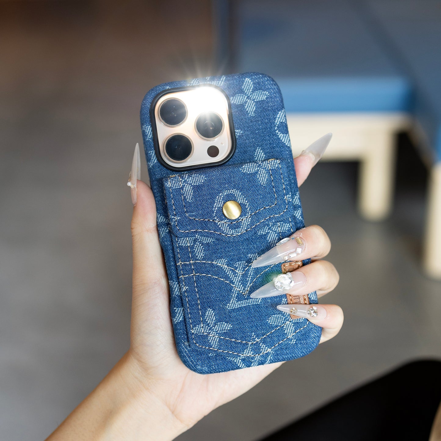 New Classic Luxury Card Holder Phone Case 06