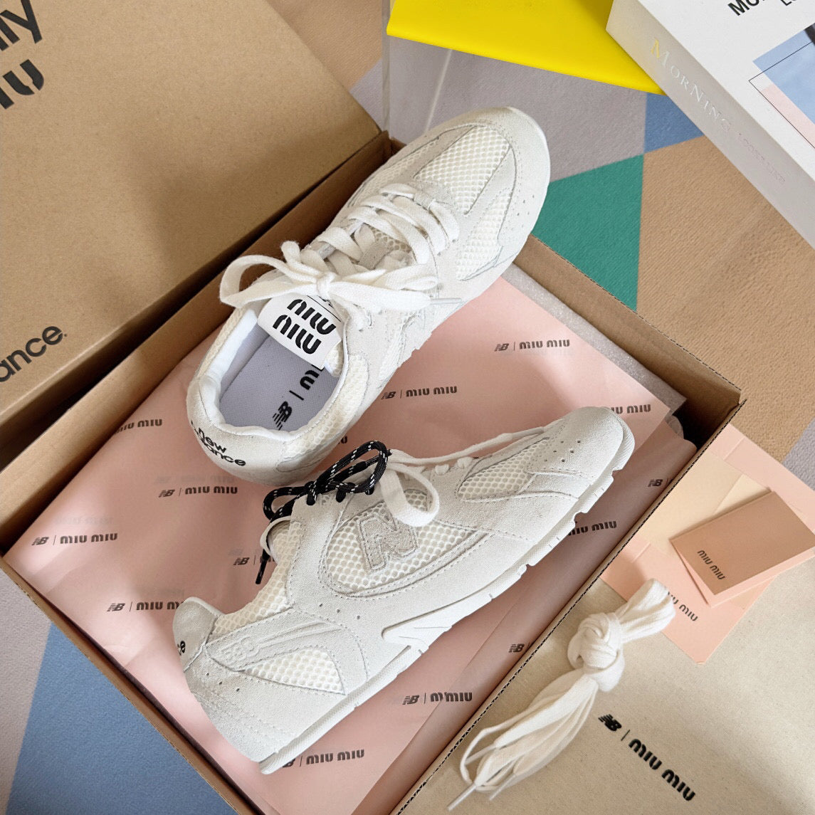 M-Sneakers