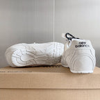 M-Sneakers