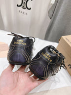 M-Sneakers
