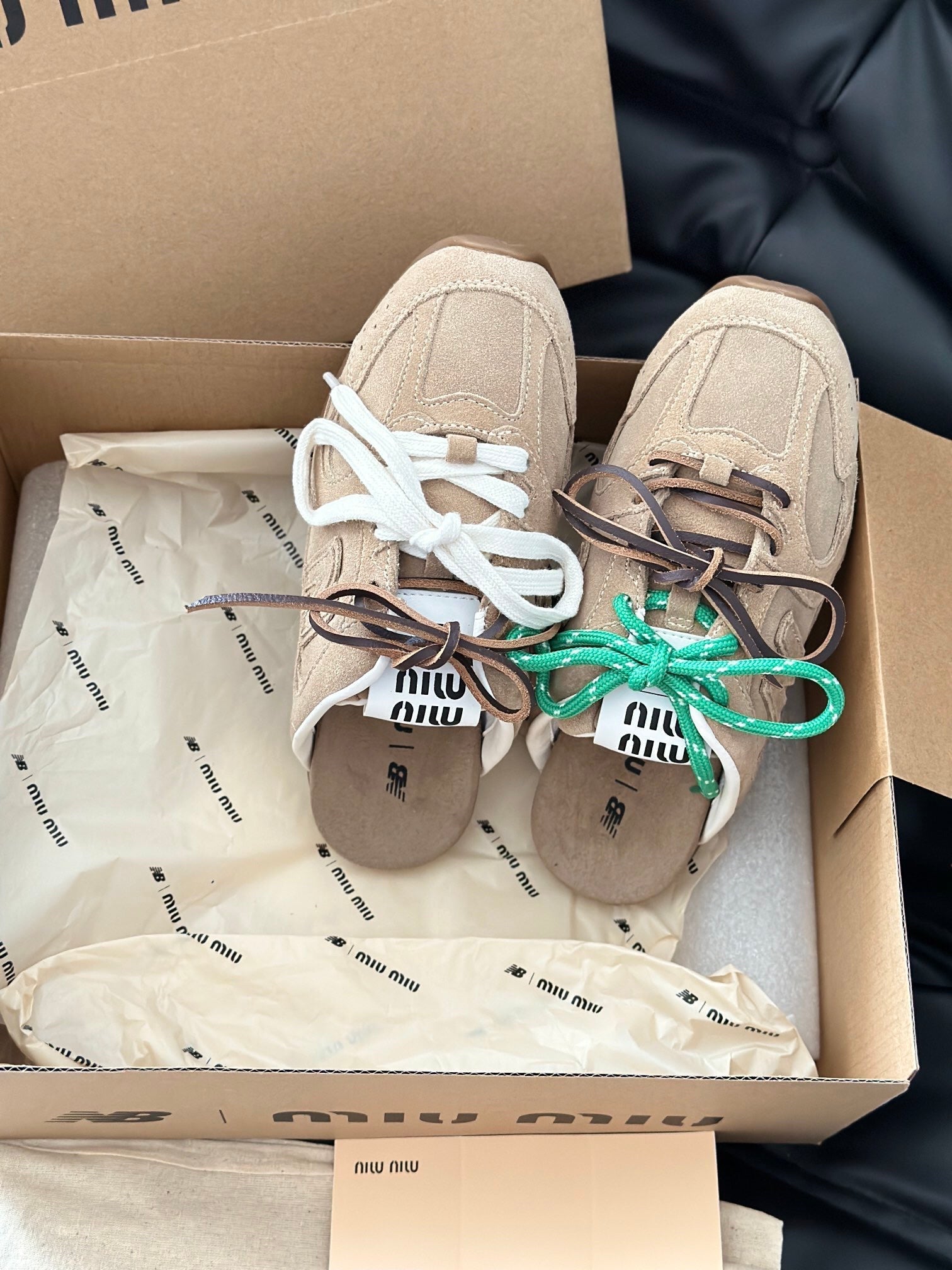 M-Sneakers