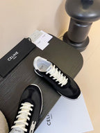 S-Sneakers
