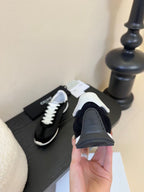 S-Sneakers