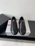 P-Sneakers