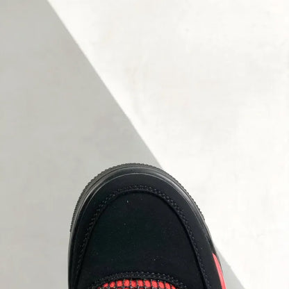 N - SNEAKERS