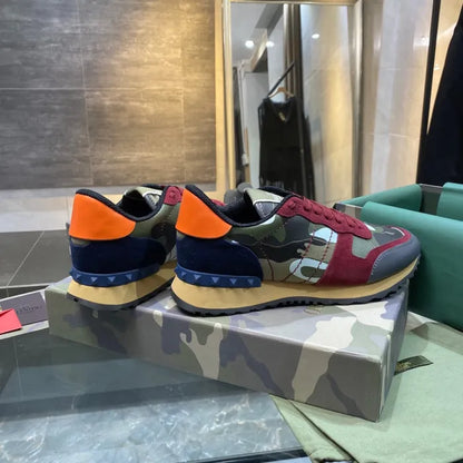 V - SNEAKERS