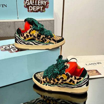 L - SNEAKERS