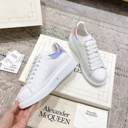 A - SNEAKERS