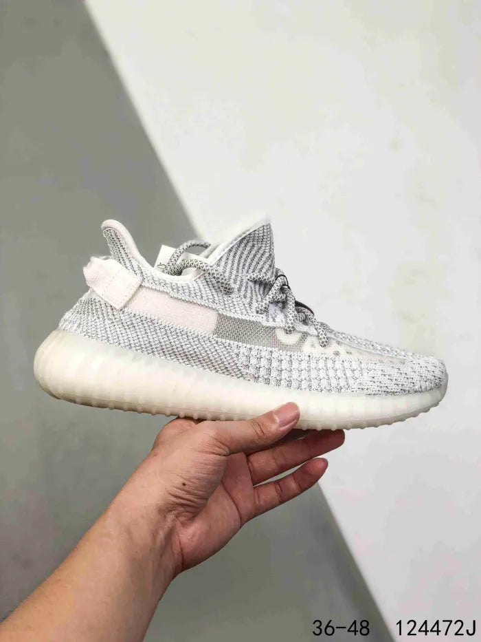 Y - SNEAKERS