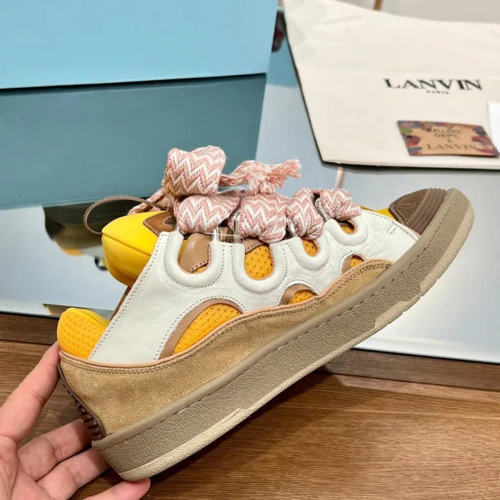 L - SNEAKERS
