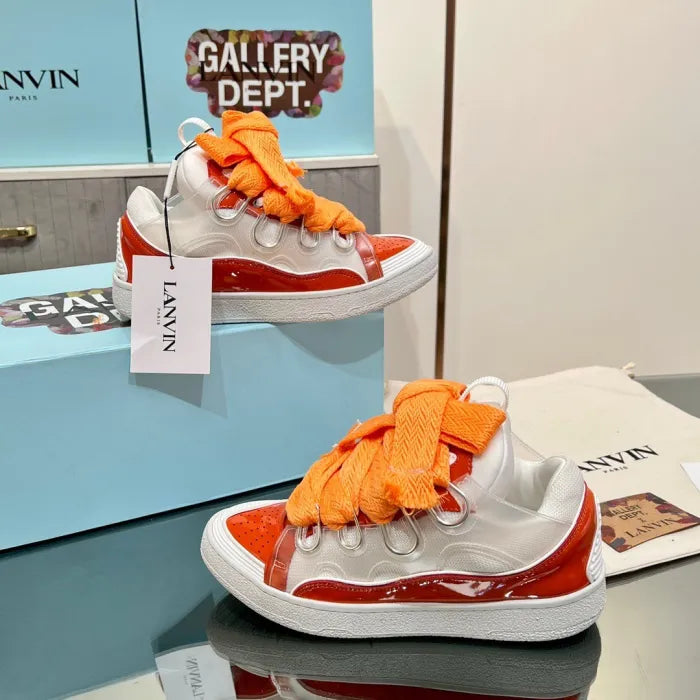 L - SNEAKERS