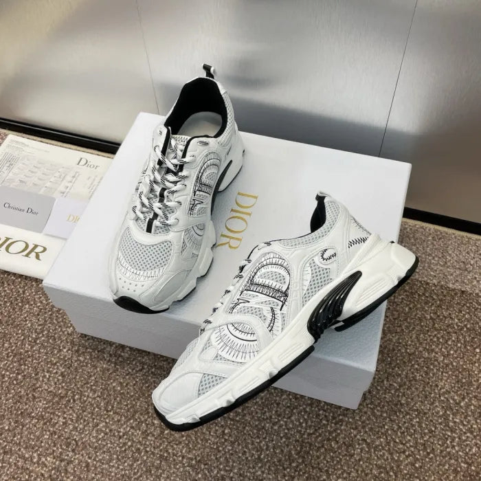D - SNEAKERS