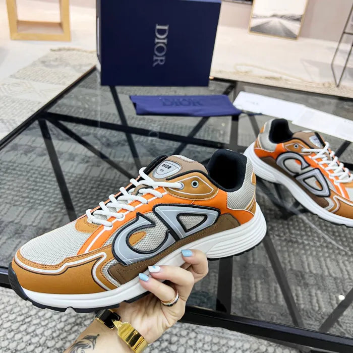 D - SNEAKERS