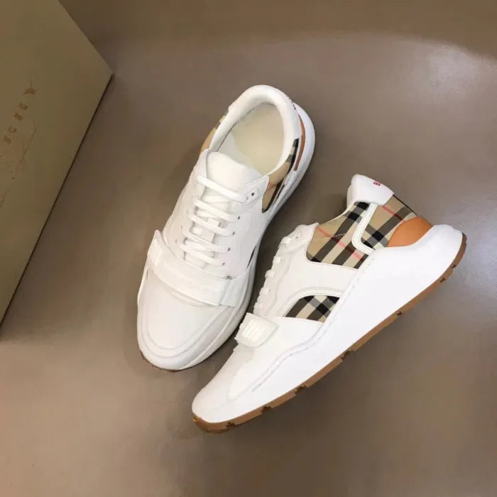 B - SNEAKERS