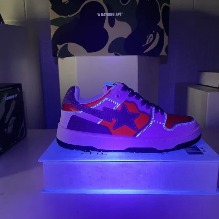 B - SNEAKERS