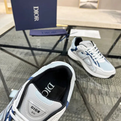 B - SNEAKERS