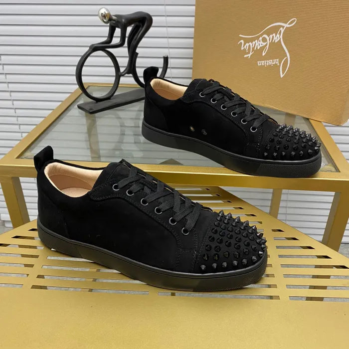 C - SNEAKERS