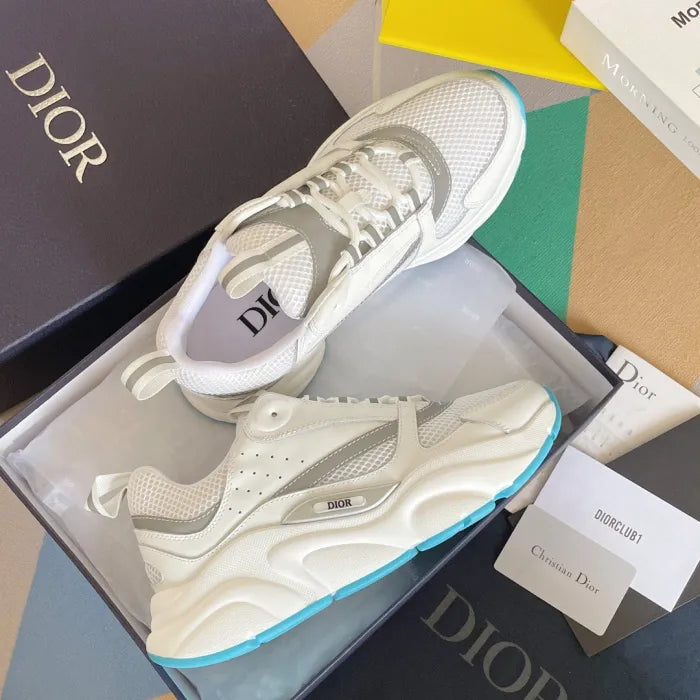 D - SNEAKERS