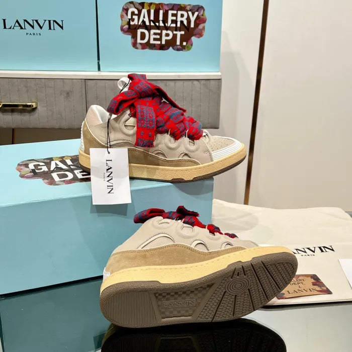 L - SNEAKERS