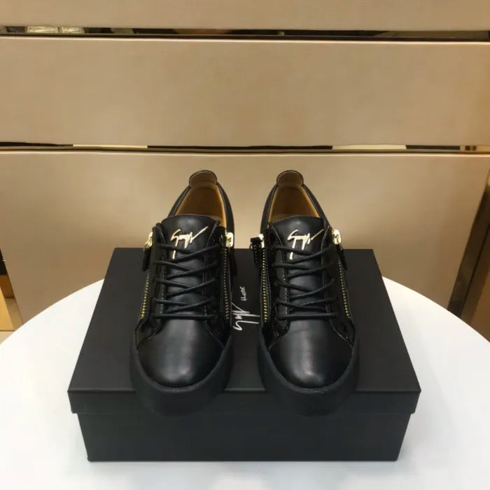 G - SNEAKERS