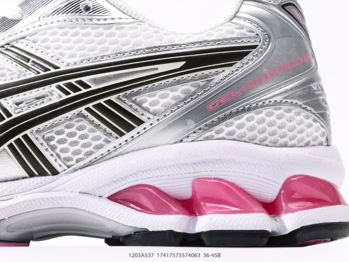 A - SNEAKERS