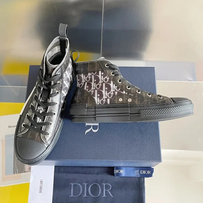 D - SNEAKERS