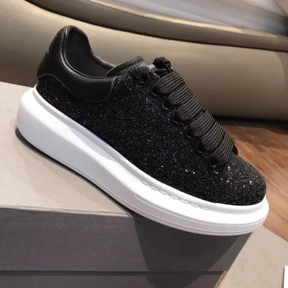 A - SNEAKERS