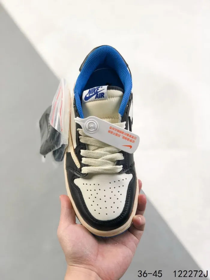 N - SNEAKERS