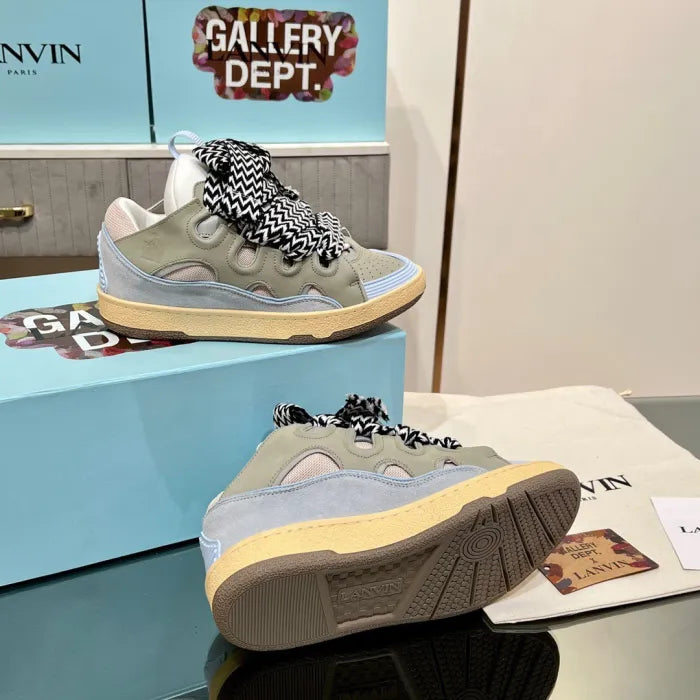 L - SNEAKERS