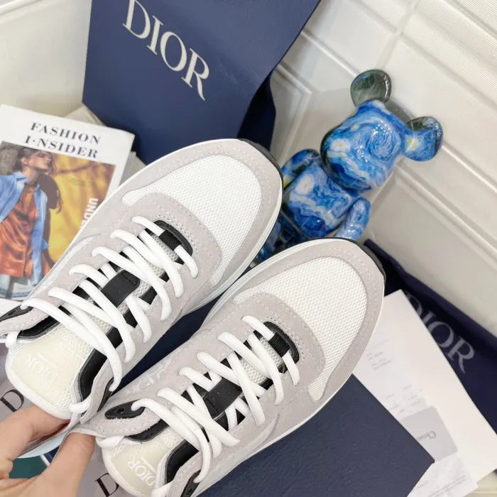 D - SNEAKERS